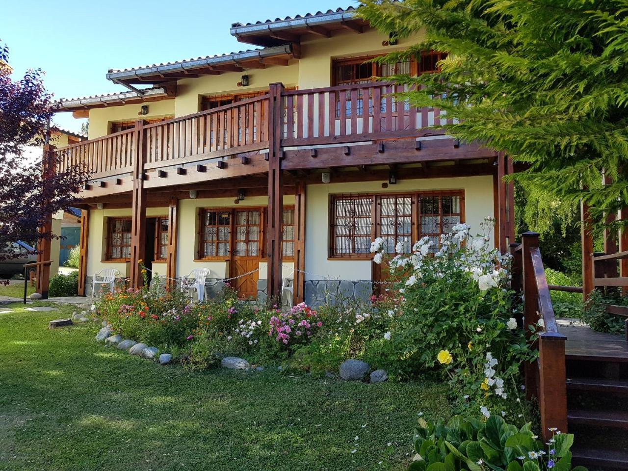 Apartahotel De Rosas